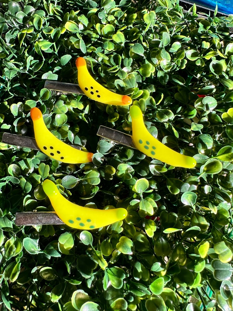 Image of banana clip