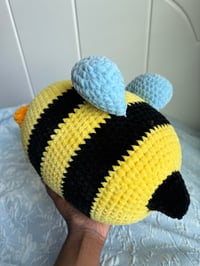 Image 3 of Mr. Bee