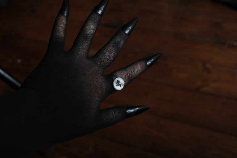 Dead Good naturally deceased Fly ring 2 Image 7