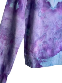 Image 13 of L Ladies/Junior's Sweatsuit Set in Purple Haze Ice Dye