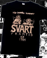 Svart Framtid bleached shirt