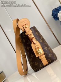 Image 4 of LV All in One BB