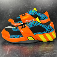 Image 1 of ADIDAS AGENT GIL RESTOMOD BASKETBALL SHOES MENS SIZE 12 TIGER PRINT ORANGE BLACK BLUE NEW