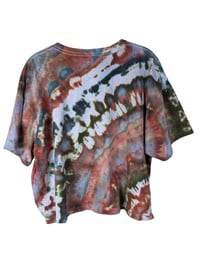 Image 5 of XXL Crop Tee in Terracotta Agate Ice Dye