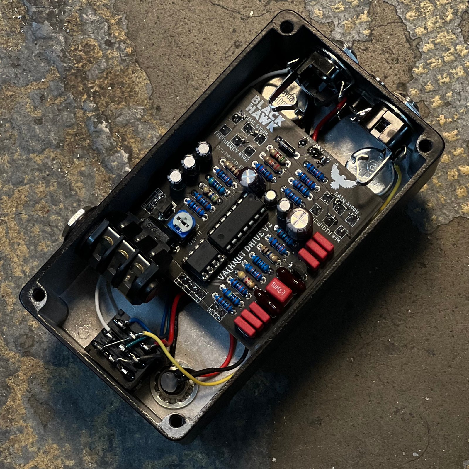 valknut-bandpass-distortion.