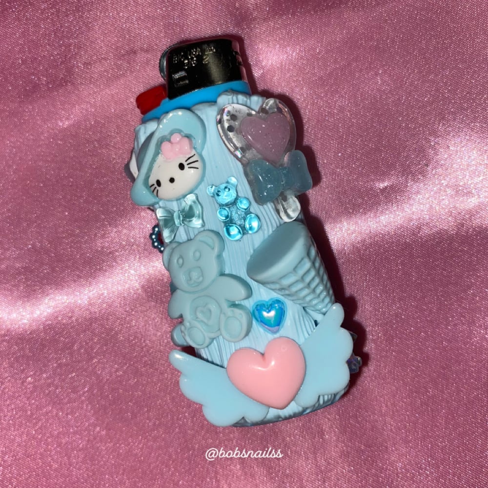 Image of Baby Blue Lighter