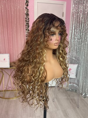 Image of Body curl highlights (ready to ship)