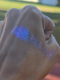 Image 10 of Heaven's Night Holochrome Holographic Glitter Eyeshadow