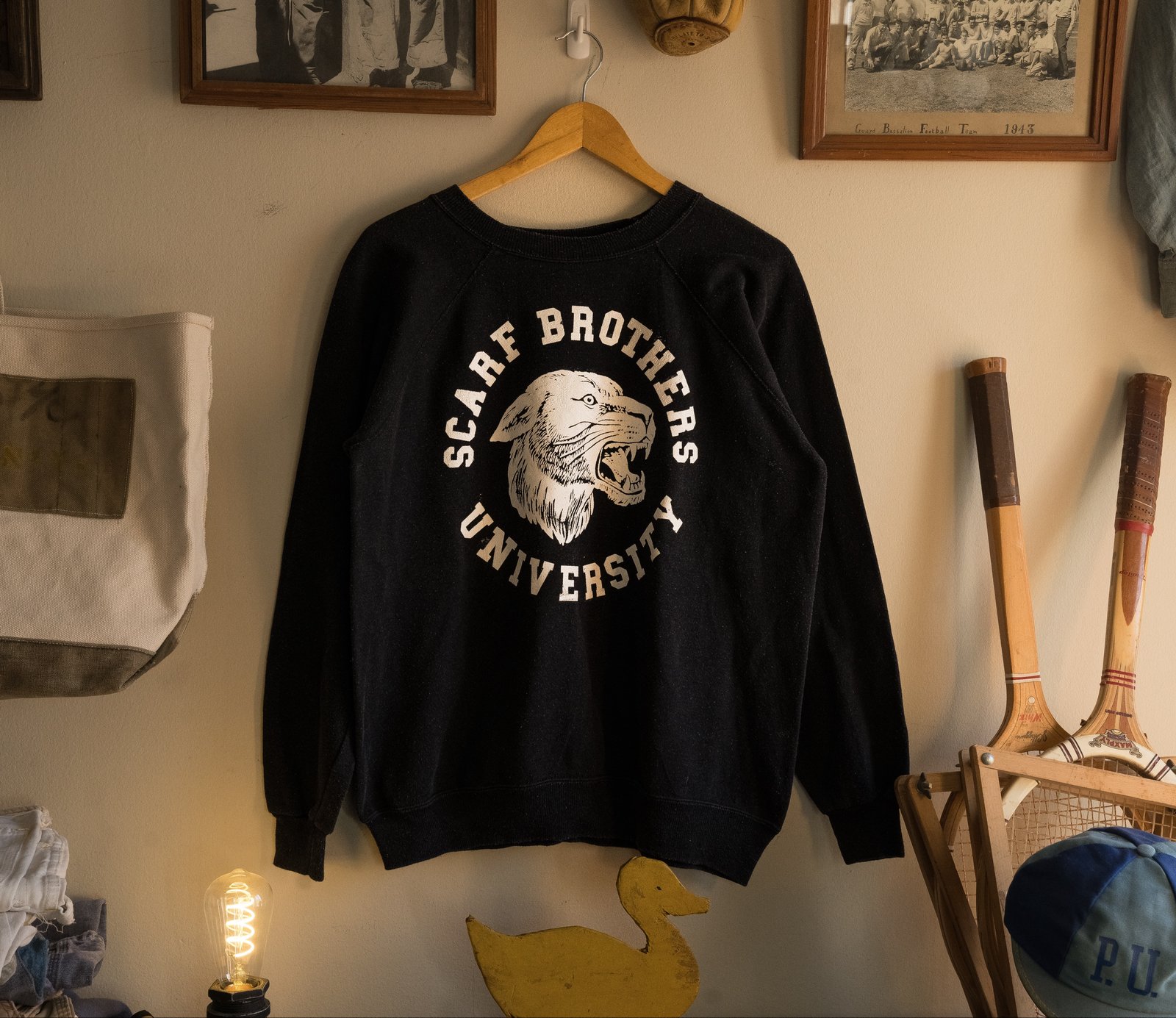 m.u CLASSY RAGLAN SWEAT ベージュ×ブラック VintageSoft Raglan Sweatshirt | Gap