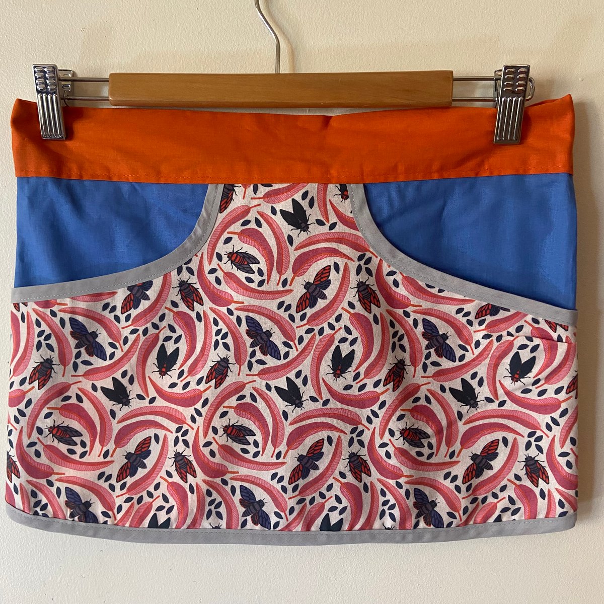 Image of Forager Apron - Cicadas