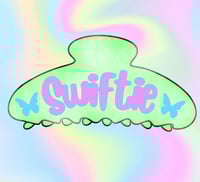 Image 2 of SWIFTIE HAIRCLIP 3