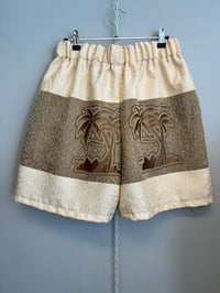 Image 6 of Unisex shorts gold (m/l)