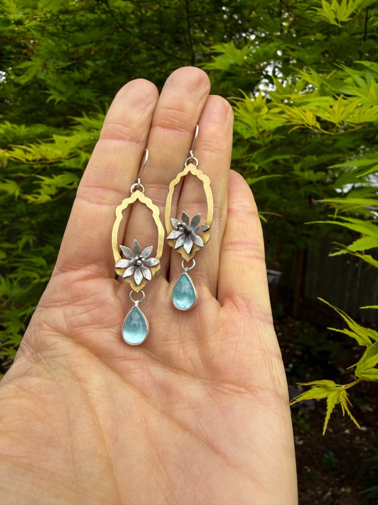 Image of Love-in-a-Mist Dangle Earrings