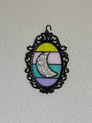 Image of Small Moon 8”