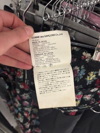Image 3 of cdg floral cargos 