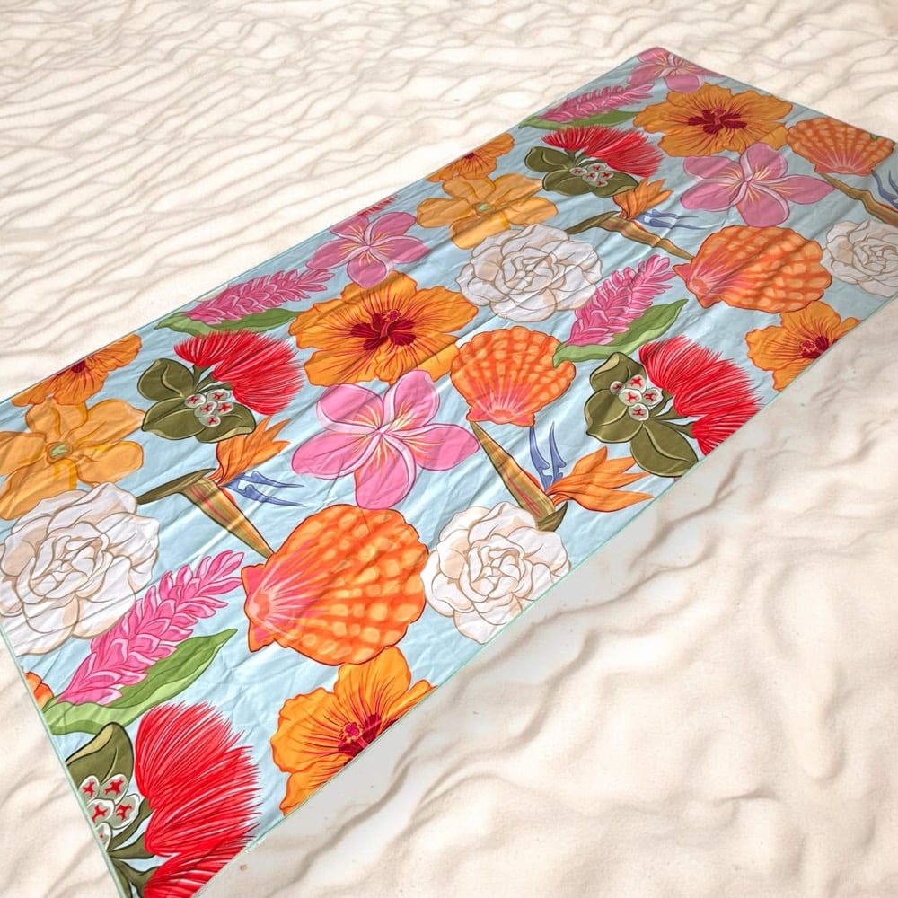 Image of Tropical Puas Microfiber Towel