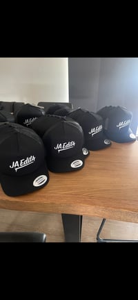 JAEDITS SNAPBACK CAP