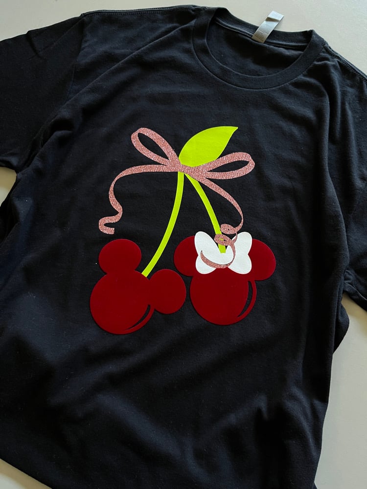 Image of  MAGIC CHERRIES T-SHIRT / SWEATER