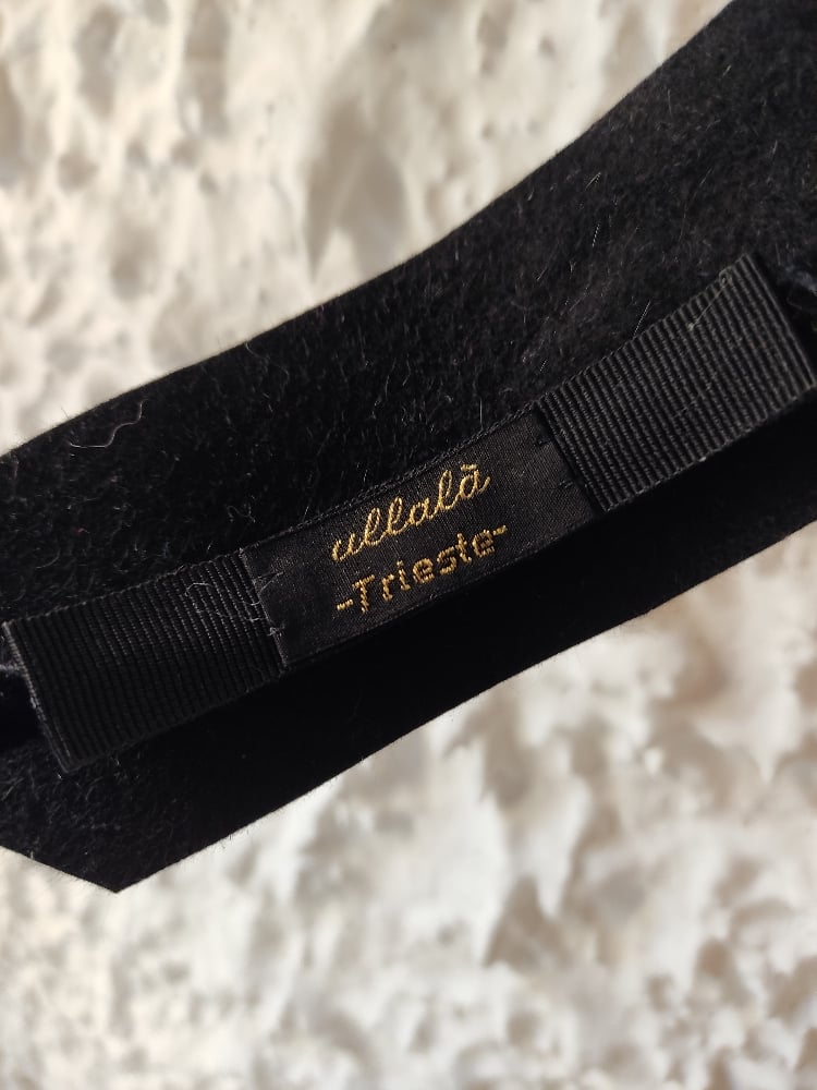 Image of Cerchietto onda feltro nero