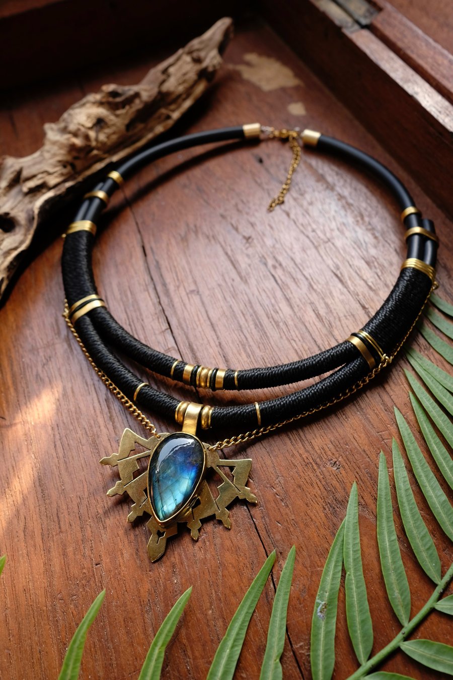Image of Surya labradorite necklace