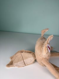 Image 3 of Medium Weighted Winged Vampire