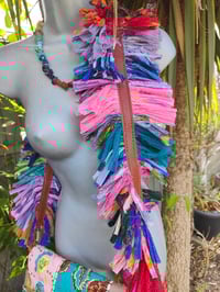 Image 9 of FRILL body cross Sari bag with ruffle -large detachable strap- Peace 2