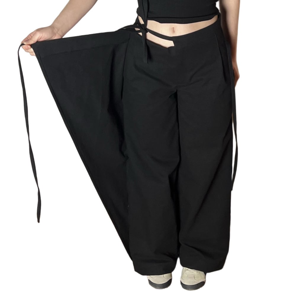Skirt-Tie pants