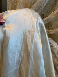 Image 19 of 1960s Lace Beauty 