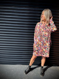 Image 2 of Milano dress with pockets - mixed florals