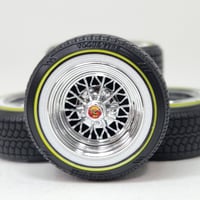 Image 10 of 1:25 15" 30 spoke V tire
