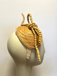 Image 3 of Bead bow on straw shape