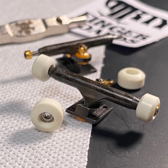 THEM WHITES STREETS dirtyfingerboards