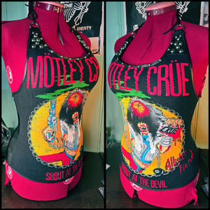 Image of Mötley Crüe top Small