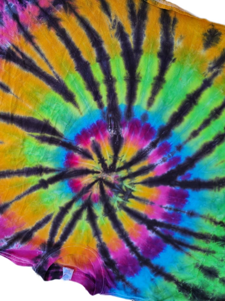 Image of 5x rainbow spiral tshirt
