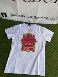 Image 1 of parrots tshirt 