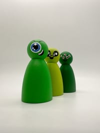 Image 4 of Zorb Zig and Alan the Aliens - Peg Dolls - set of 3