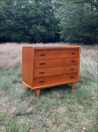 Image 2 of Commode chêne 4 tiroirs  