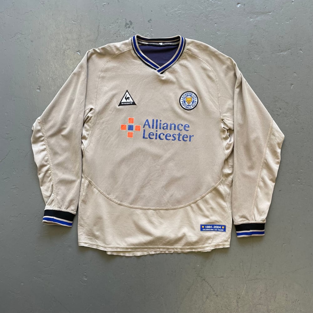 Image of 04/05 Leicester long sleeve away shirt size large 