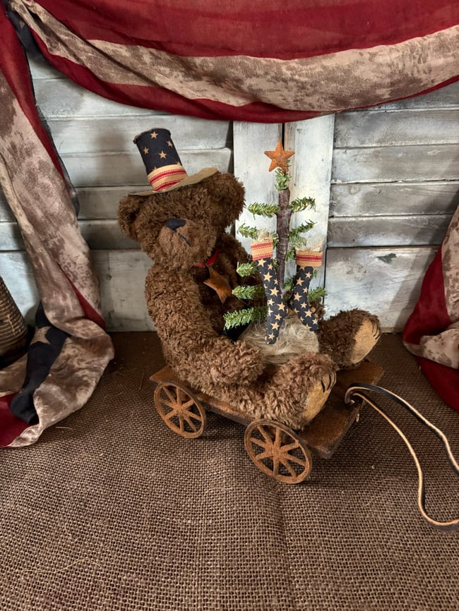 #8 Liberty Bear Pull Toy