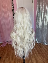 Image 5 of Icy blonde luxury with root (ready to ship) 