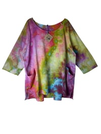 Image 2 of 1XL 100% Cotton Woven Forager Pocket Top in Watercolor Ice Dye