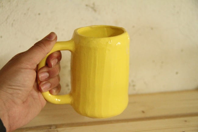 Tazas amarillas