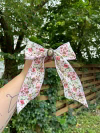 Image 1 of summer bow batch