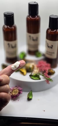 Image 5 of New Product : Extreme Hair Strengthening Conditioner