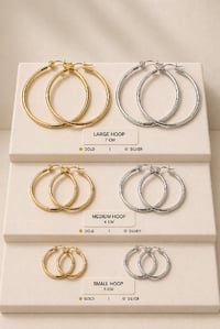 Image 4 of Earing & Fips Handcrafted Set