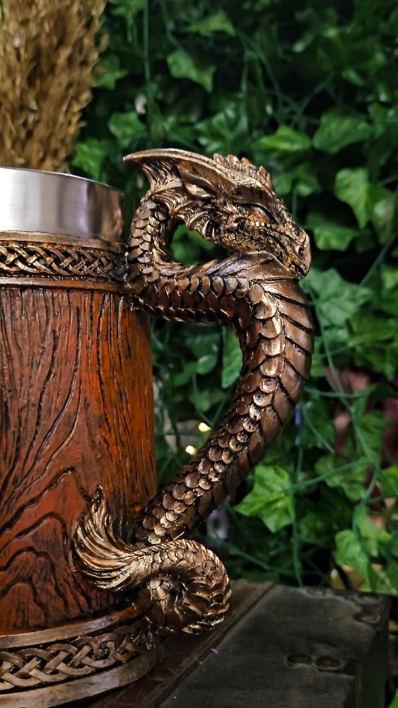 ๐The Armored Kingdom Walnut Brown Battleborn Dragon Mug