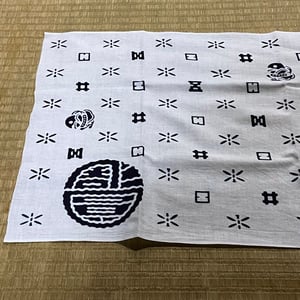 Image of Bunshin Horiyen Tombo x Torikabuto Tenugui towel