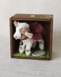 Image 1 of pipe cleaner Salt the dwarf goat