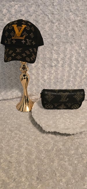 Image of Black LuV Crossbody with matching hat
