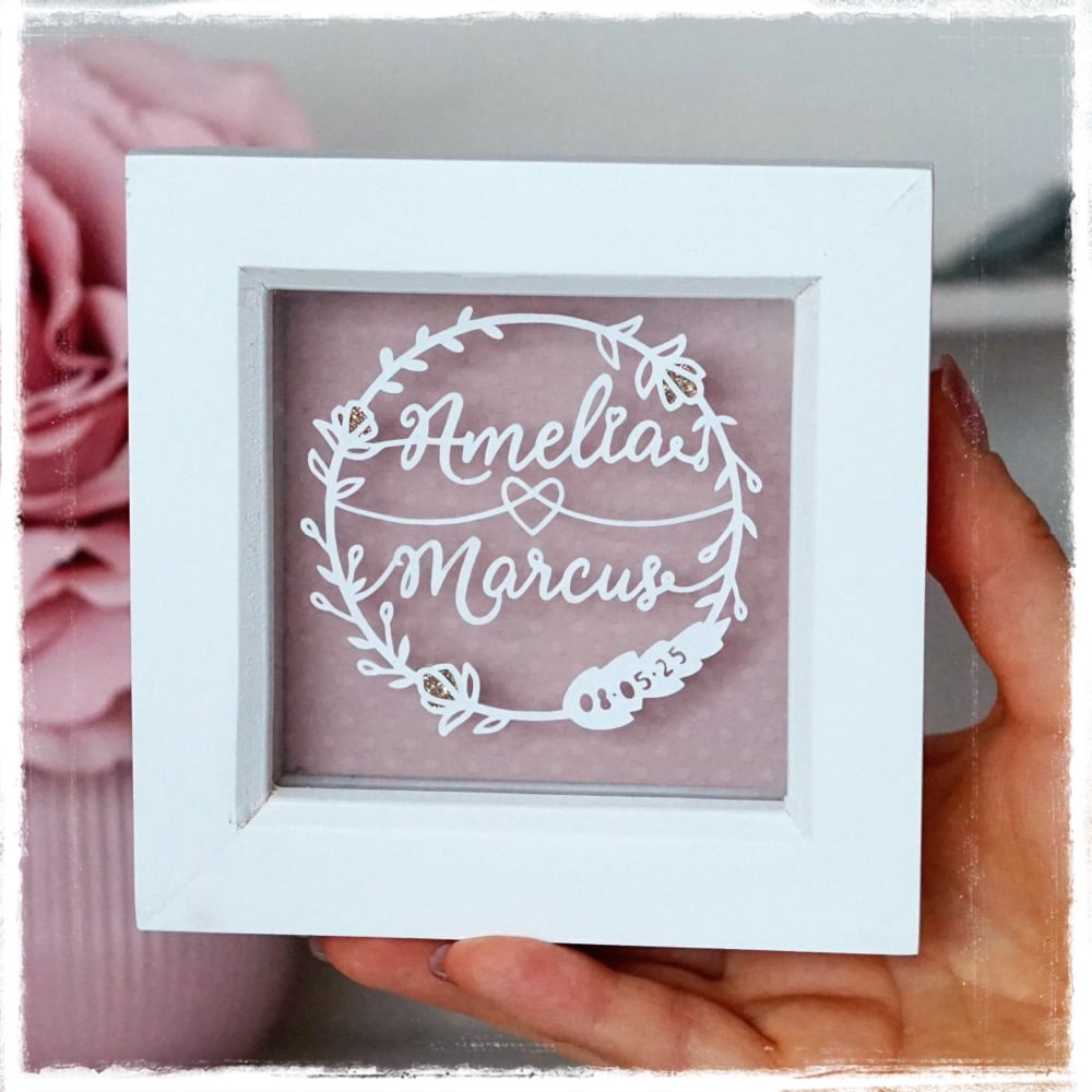 Image of Dainty Wreath - small